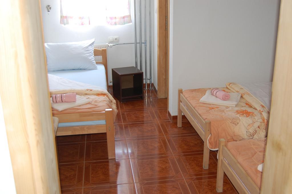 Guesthouse Panna Maria Međugorje Rom bilde