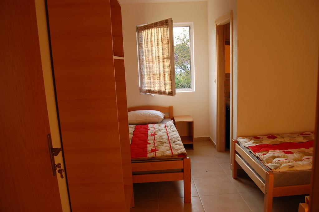 Guesthouse Panna Maria Međugorje Rom bilde
